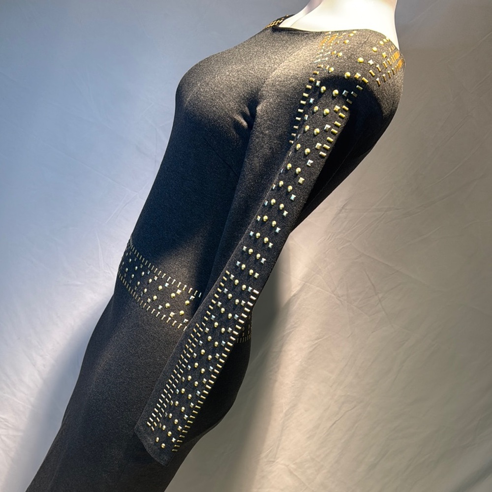 ๐ Cache Elegant Studded Dress - Picture 4 of 13
